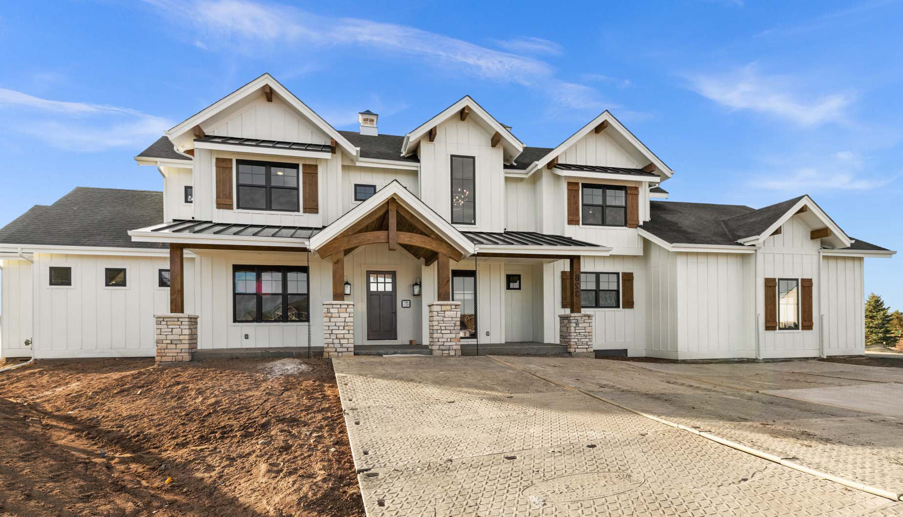 Building Kansas City’s Finest Custom Homes – See the McBee Family in Action Tonight on Bravo!
